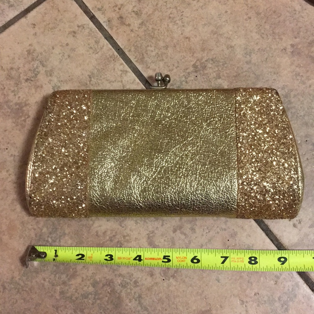 Vintage gold glitter clutch